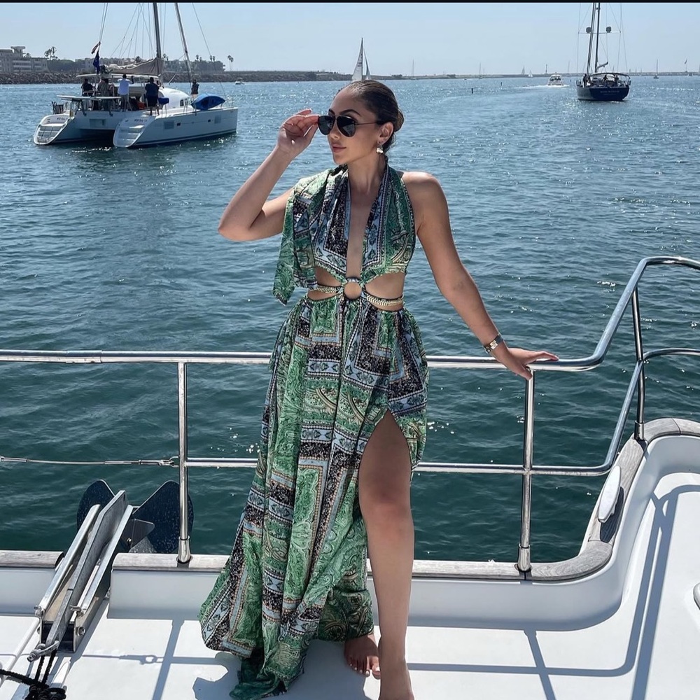 Elegant Green Maxi Dress / Swimsuit Cover Up
